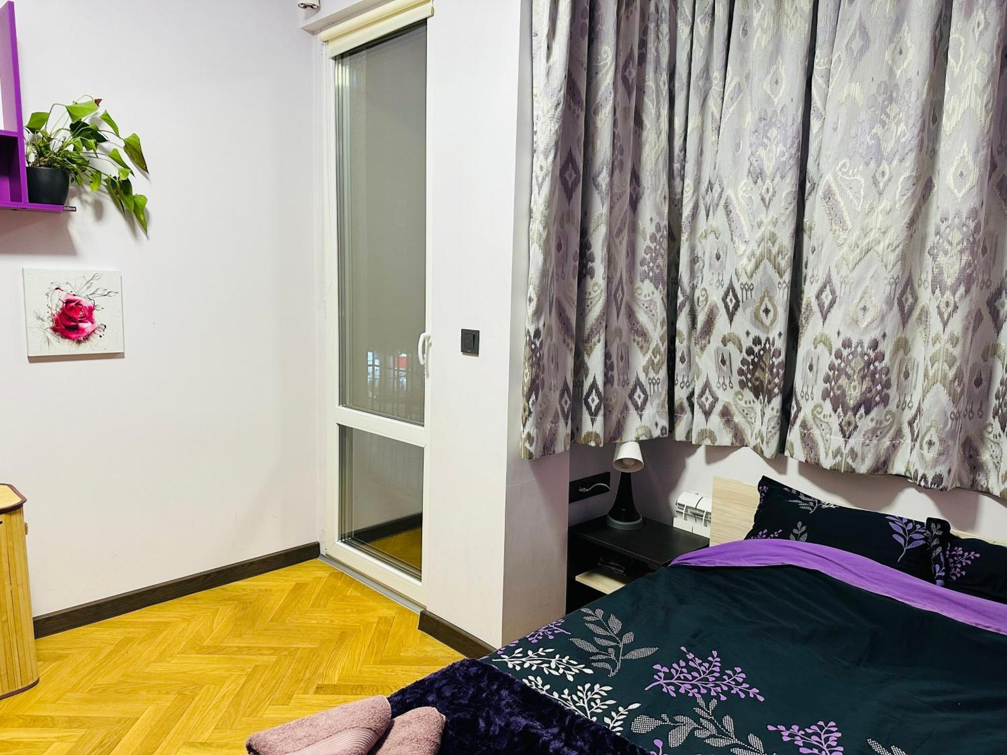 Luxury Oasis In Absolute Center Of Апартаменти *
