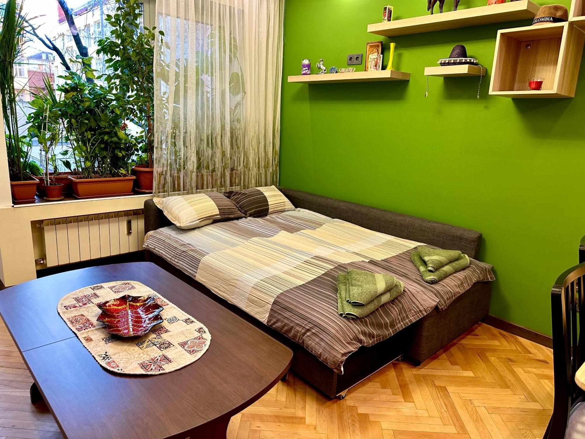 Luxury Oasis In Absolute Center Of Апартаменти *