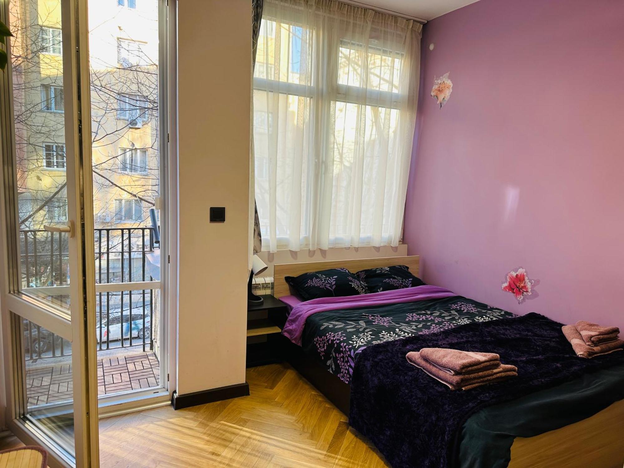Апартаменти Luxury Oasis In Absolute Center Of Софія